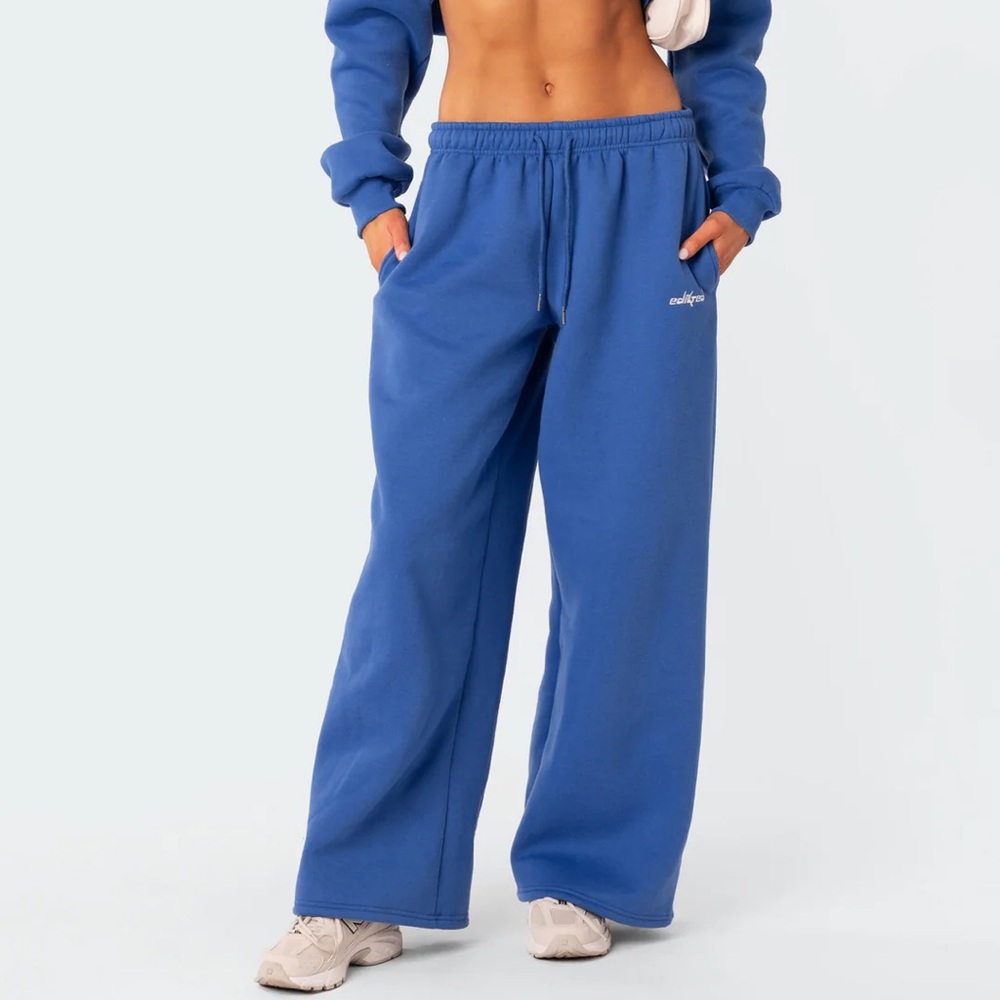 Edikted Brenna Low Rise Wide Sweatpants